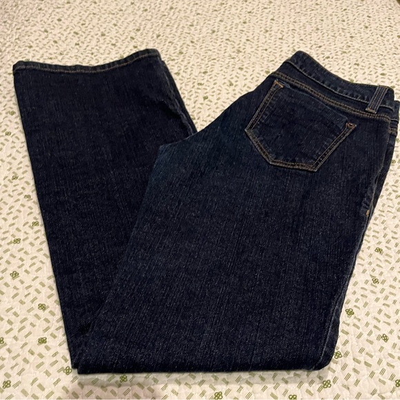 DKNY SOHO Dark Wash Women’s Bootcut Jeans, Size 8 - Picture 1 of 16